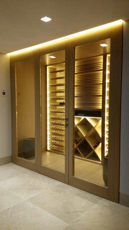 Bodega climatizada madera y cristal 